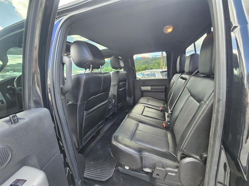 Ford F-350 SD Lariat Crew Cab 4WD 2015