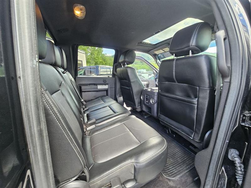 Ford F-350 SD Lariat Crew Cab 4WD 2015