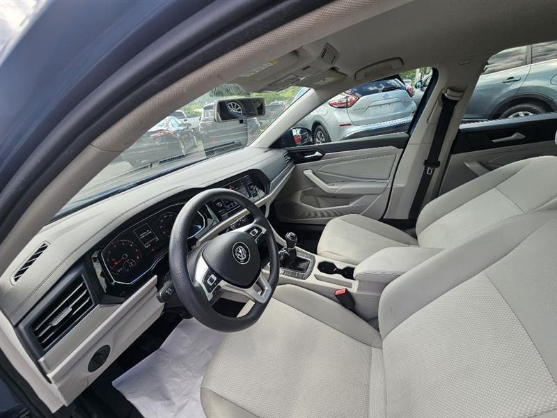 Volkswagen Jetta 1.4T S 6M 2019