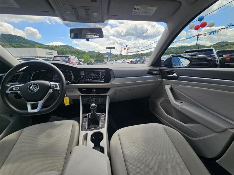 Volkswagen Jetta 1.4T S 6M 2019