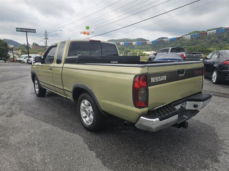 Nissan Frontier XE King Cab 2WD 1998