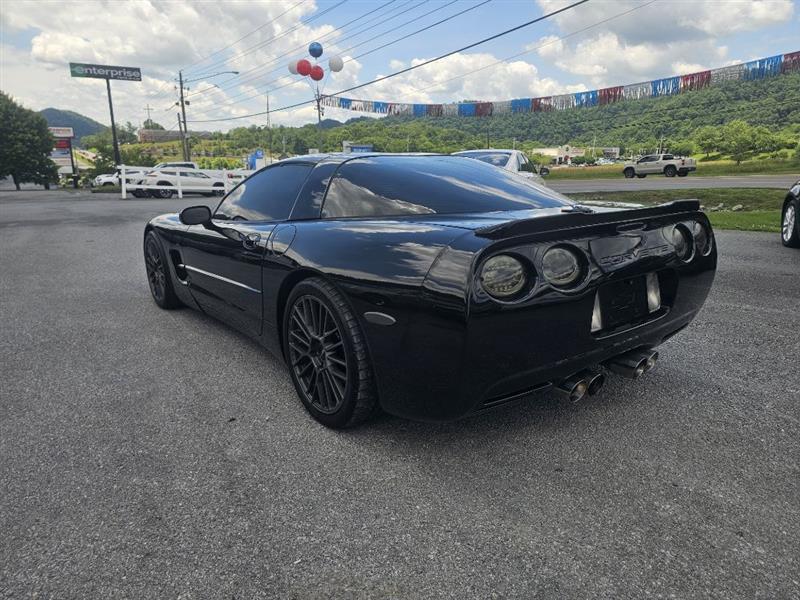 Chevrolet Corvette Coupe 2000
