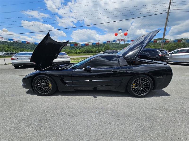 Chevrolet Corvette Coupe 2000