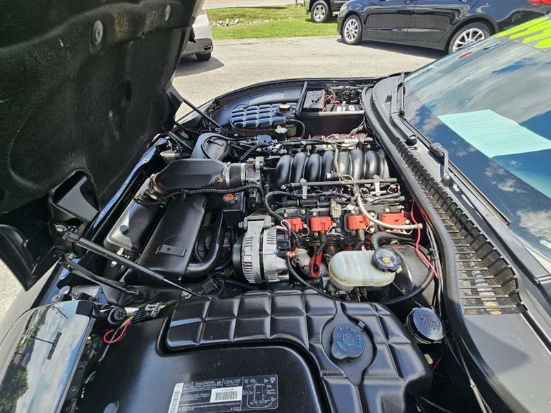 Chevrolet Corvette Coupe 2000