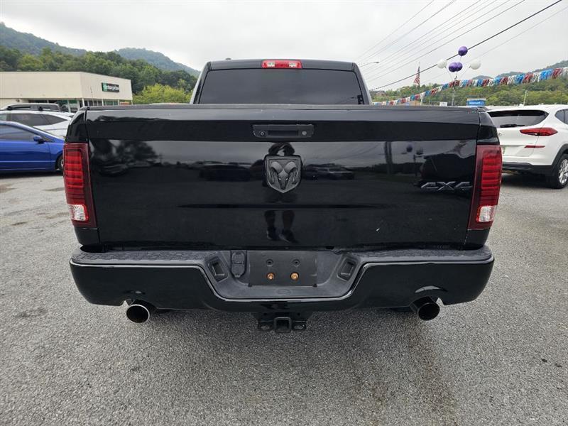 RAM 1500 Tradesman Quad Cab 4WD 2014