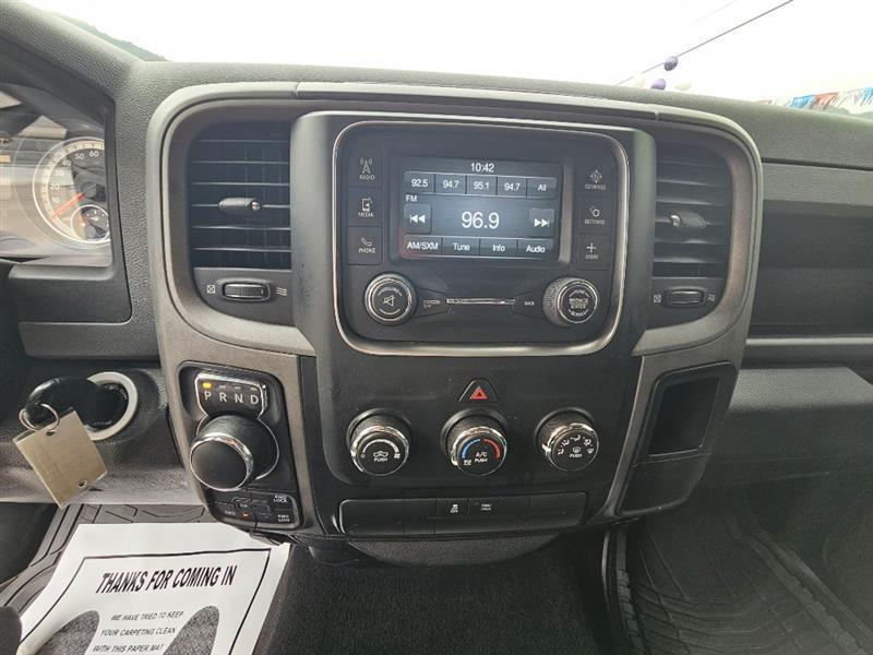 RAM 1500 Tradesman Quad Cab 4WD 2014