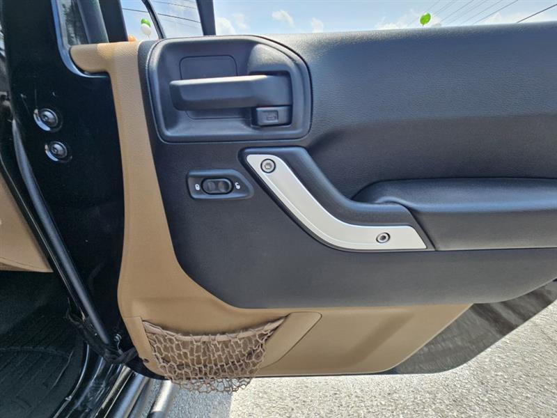 Jeep Wrangler Unlimited Rubicon 4WD 2016