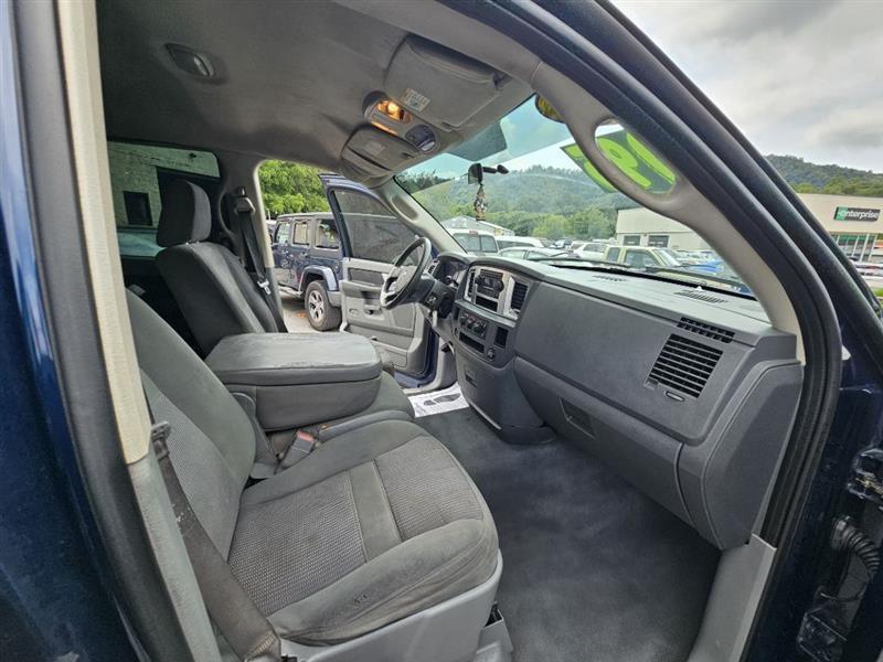 Dodge Ram 1500 SLT Quad Cab 2WD 2007