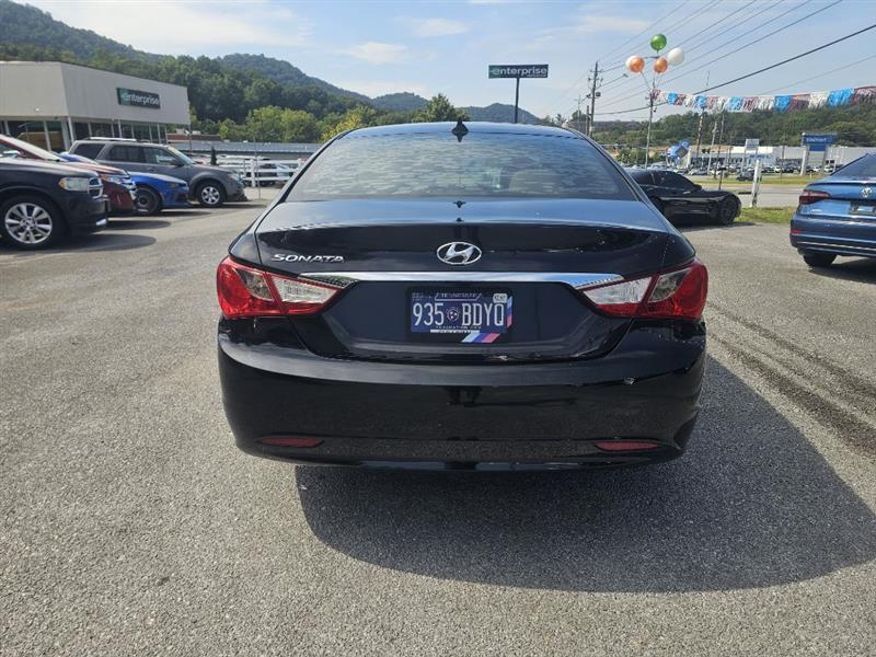 Hyundai Sonata GLS 2013