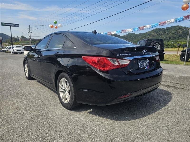 Hyundai Sonata GLS 2013