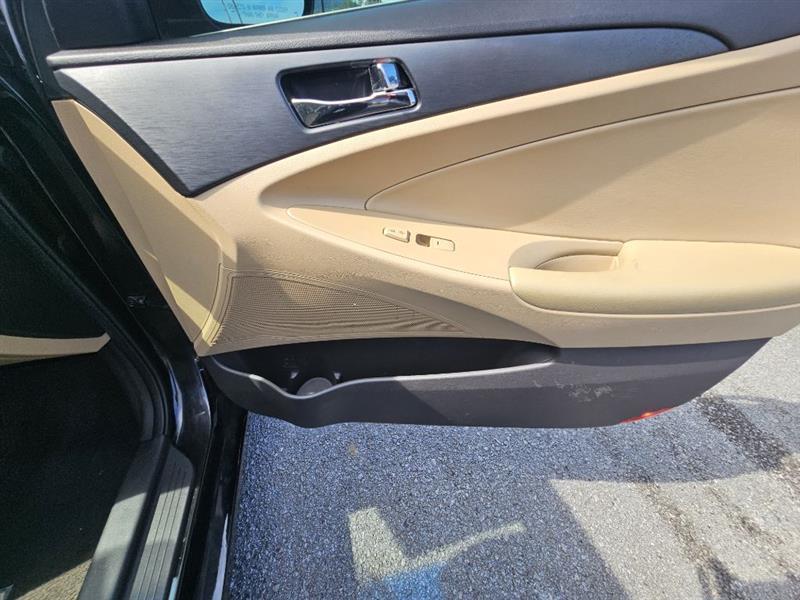 Hyundai Sonata GLS 2013
