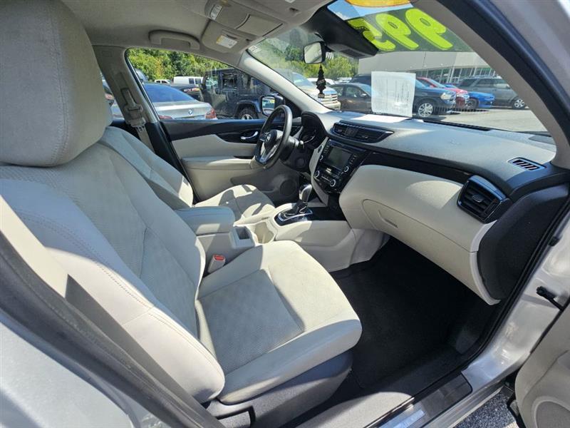 Nissan Rogue Sport SV 2019