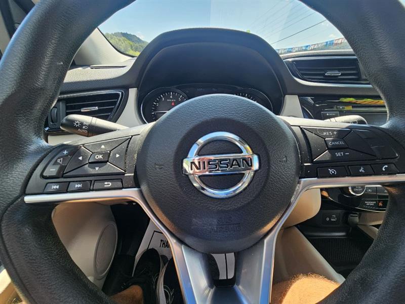 Nissan Rogue Sport SV 2019