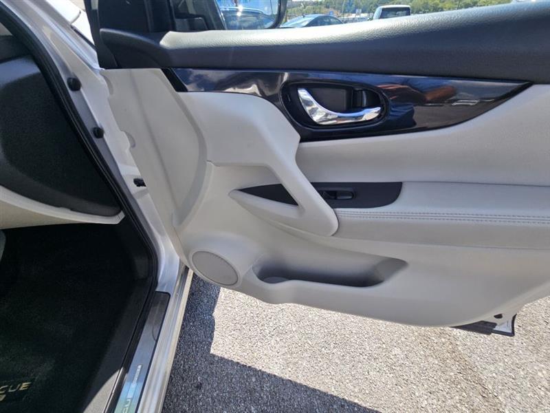 Nissan Rogue Sport SV 2019