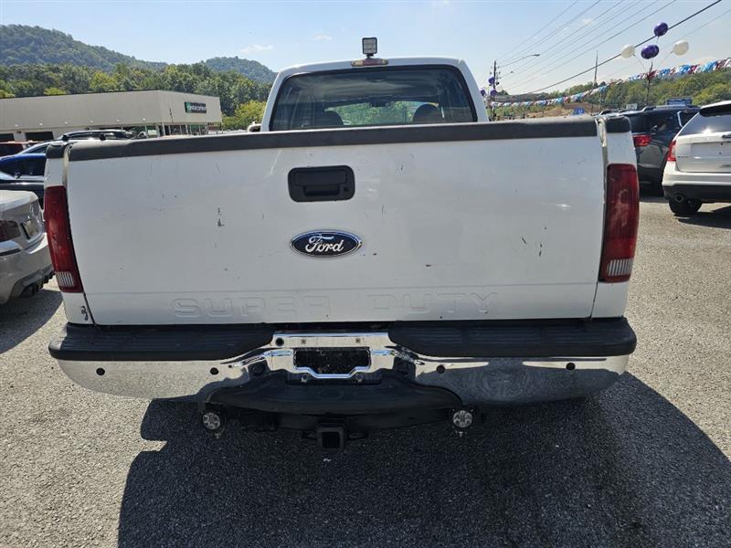 Ford F-350 SD XL Crew Cab 4WD DRW 2006