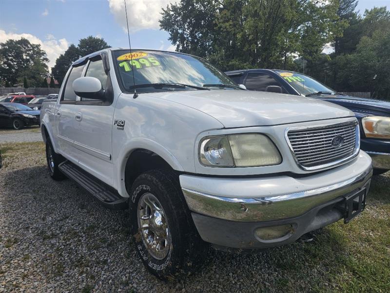 Ford F-150 XLT SuperCrew Short Bed 4WD 2002