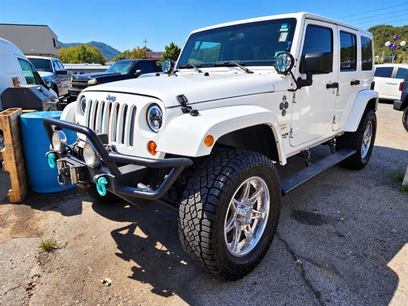 Jeep Wrangler Unlimited Sahara 4WD 2011
