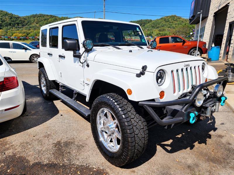 Jeep Wrangler Unlimited Sahara 4WD 2011