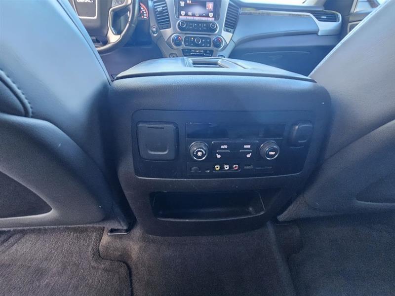 GMC Yukon Denali 4WD 2015