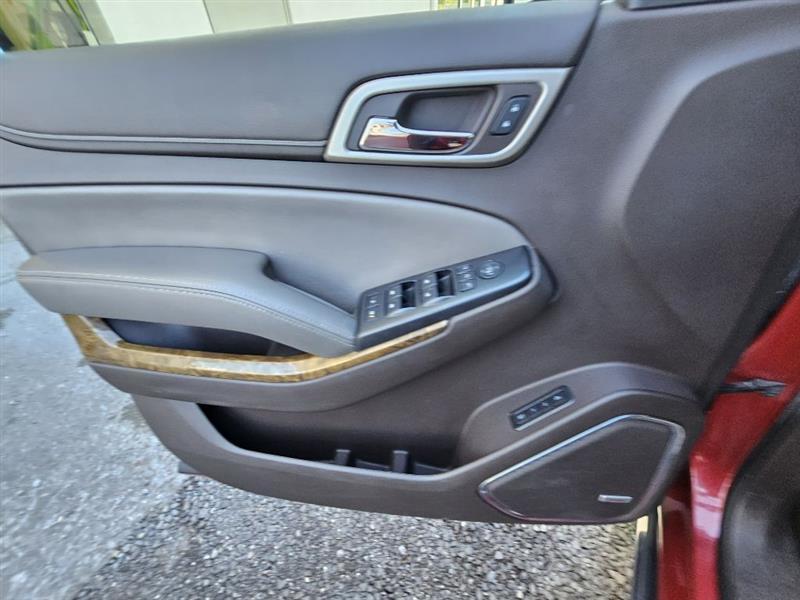 GMC Yukon Denali 4WD 2015