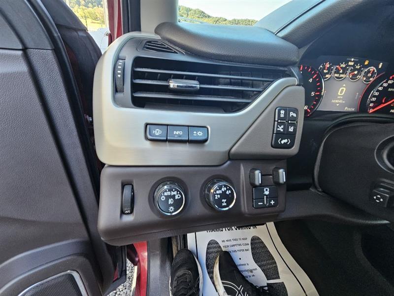 GMC Yukon Denali 4WD 2015