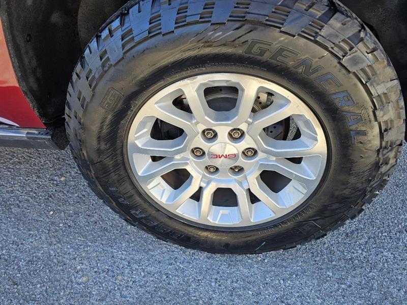 GMC Yukon Denali 4WD 2015