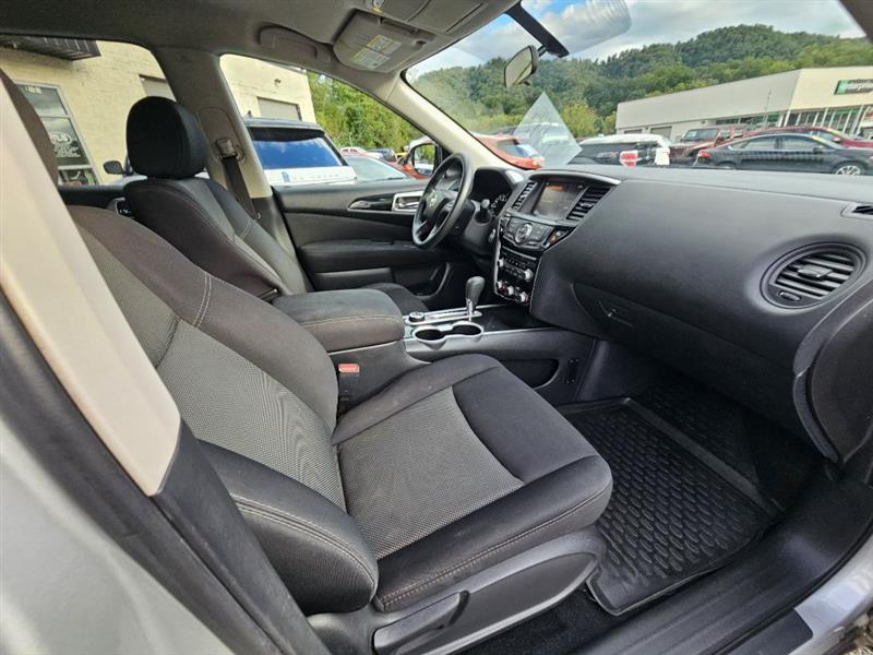 Nissan Pathfinder S 4WD 2017