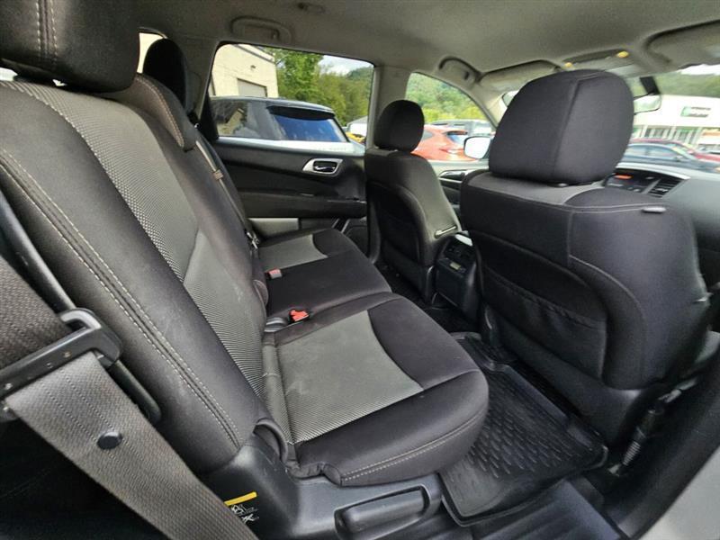 Nissan Pathfinder S 4WD 2017