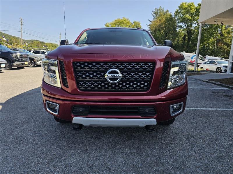 Nissan Titan XD PRO-4X Crew Cab 4WD Diesel 2019