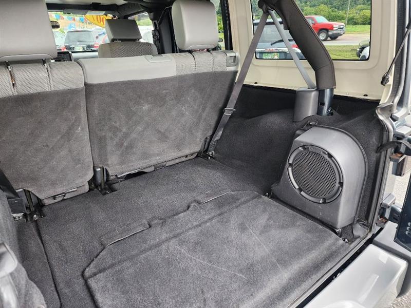 Jeep Wrangler Unlimited Sahara 4WD 2007