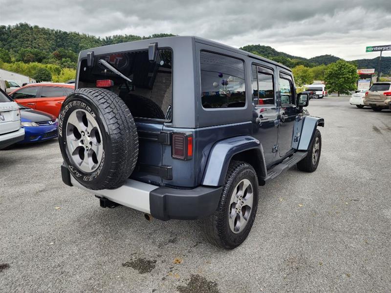 Jeep Wrangler Unlimited Sahara 4WD 2007