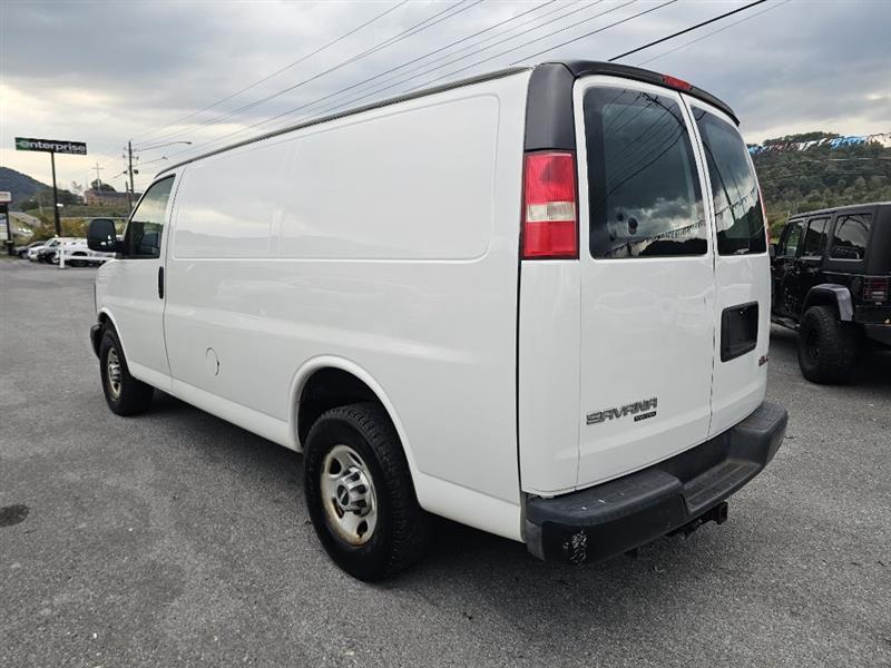 GMC Savana G2500 Cargo 2013