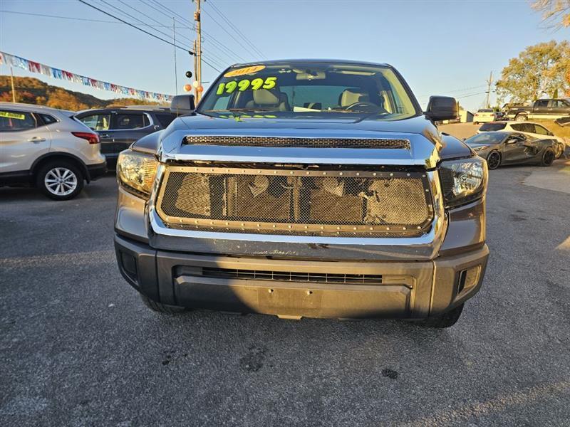 Toyota Tundra SR5 4.6L V8 Double Cab 4WD 2014
