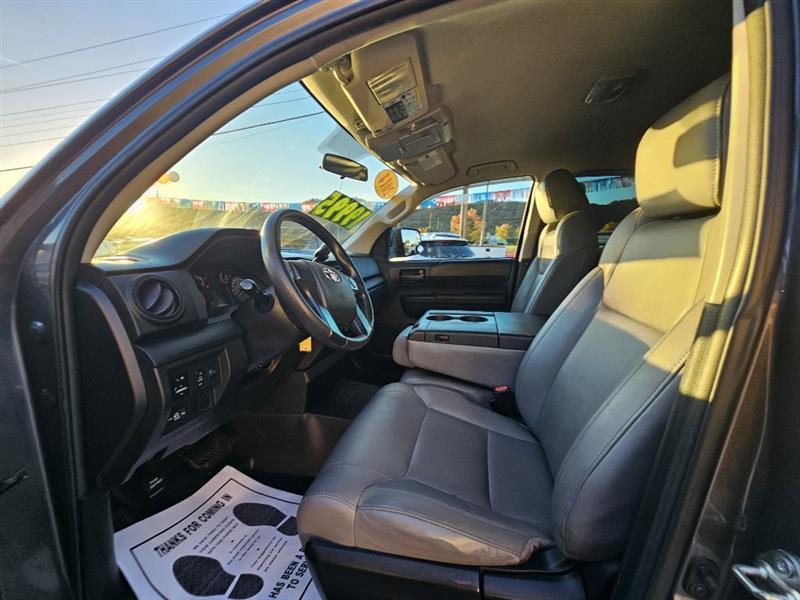 Toyota Tundra SR5 4.6L V8 Double Cab 4WD 2014