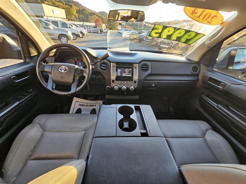 Toyota Tundra SR5 4.6L V8 Double Cab 4WD 2014