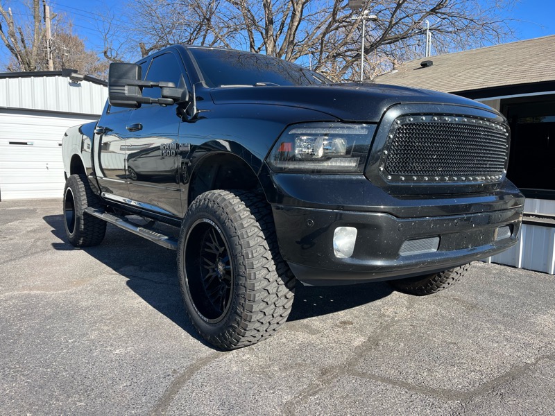 RAM 1500 4WD Crew Cab 140.5" Big Horn 2018