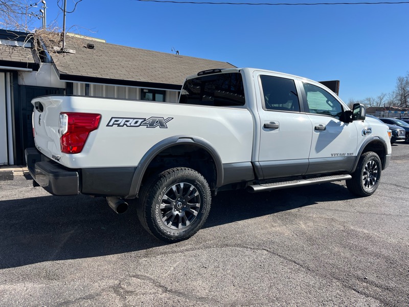 Nissan Titan XD PRO-4X 4WD Diesel 2016
