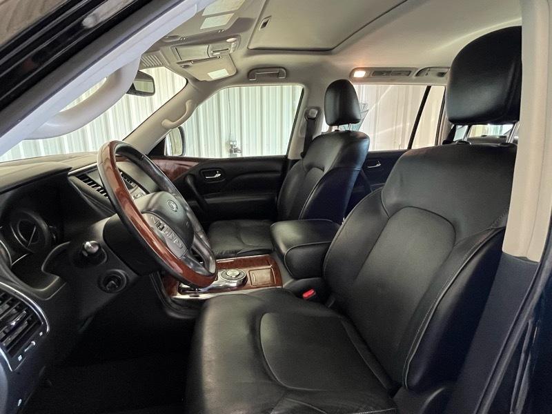 Infiniti QX80 LUXE 2019