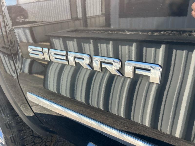GMC Sierra 1500 SLT Crew Cab 4WD SWB 2018