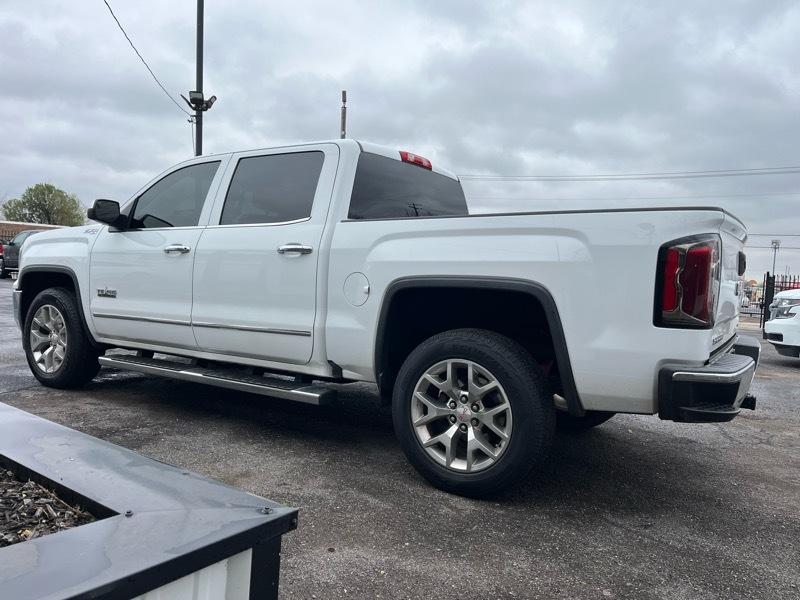 GMC Sierra 1500 SLT Crew Cab 4WD SWB 2018