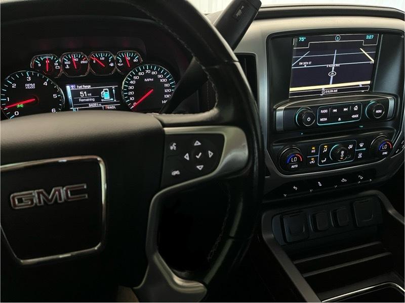 GMC Sierra 1500 SLT Crew Cab 4WD SWB 2018