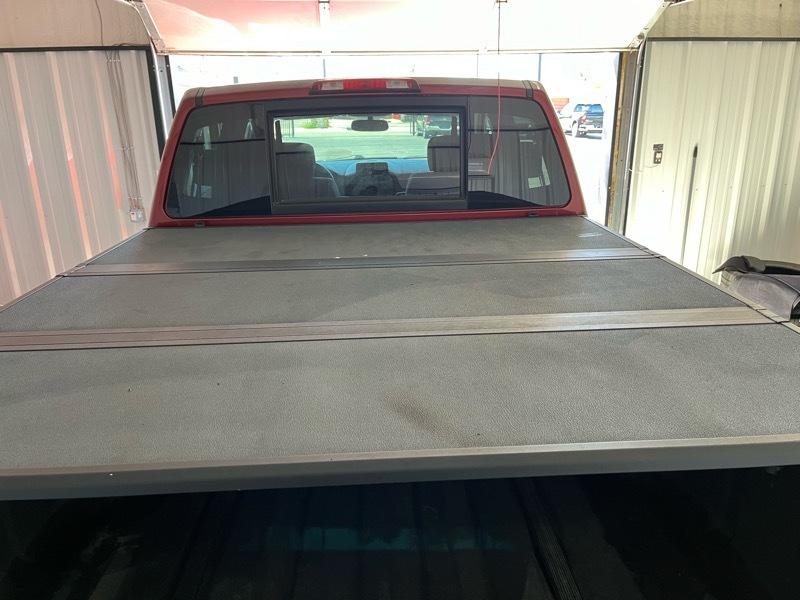 Nissan Titan SV Crew Cab 4WD SWB 2014