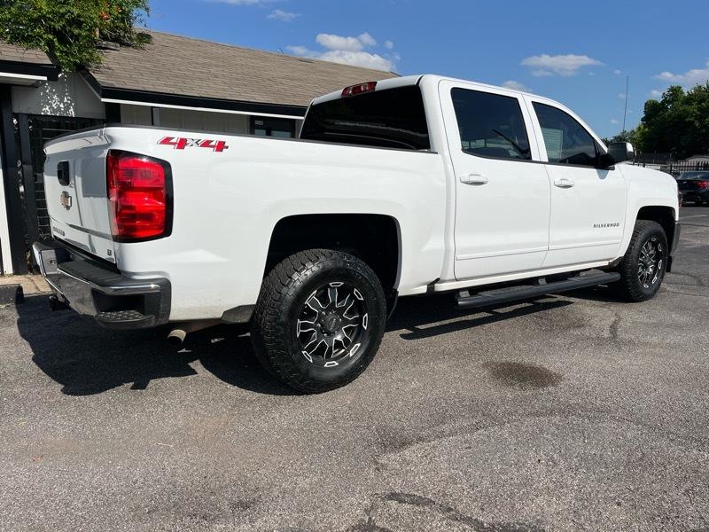 Chevrolet Silverado 1500 LT Crew Cab 4WD SWB 2018