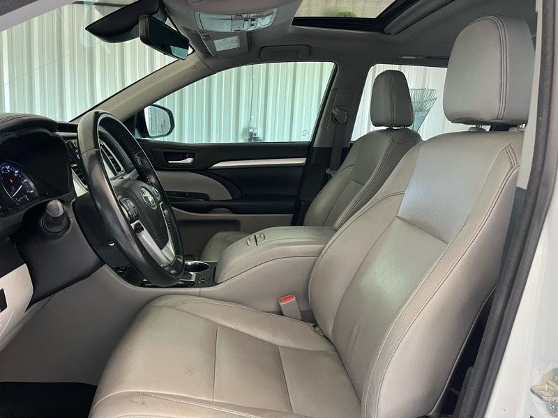 Toyota Highlander XLE AWD V6 2018