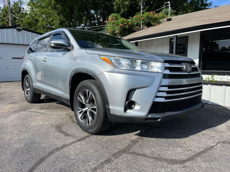 Toyota Highlander LE FWD I4 2019