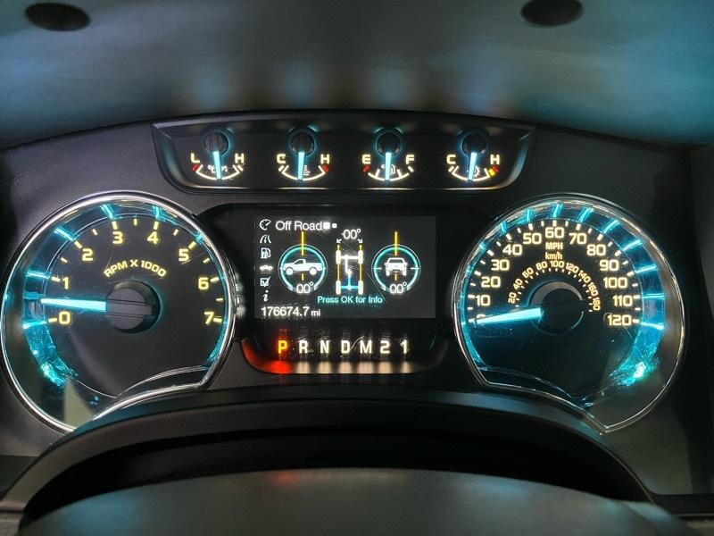 Ford F-150 2WD SuperCrew 145" XLT 2012
