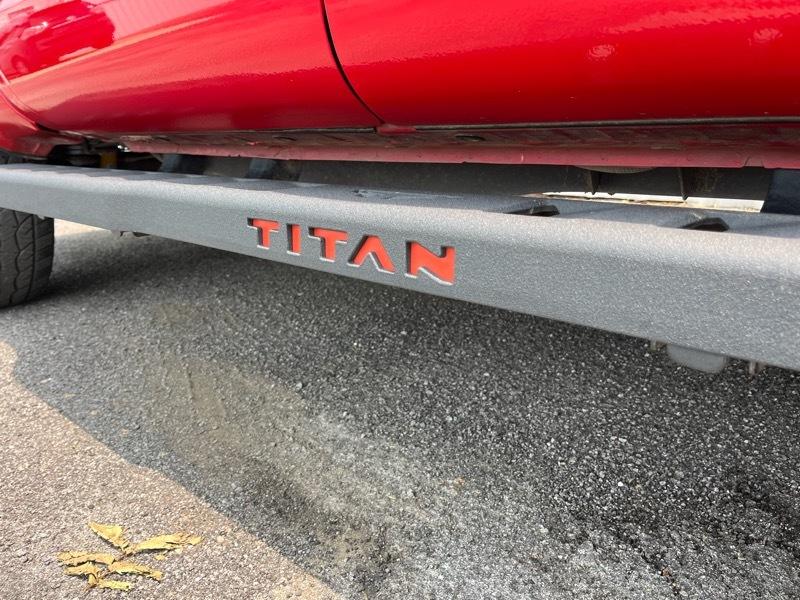 Nissan Titan PRO-4X Crew Cab 4WD 2020