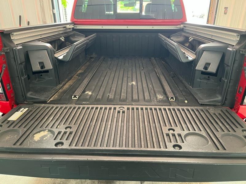 Nissan Titan PRO-4X Crew Cab 4WD 2020