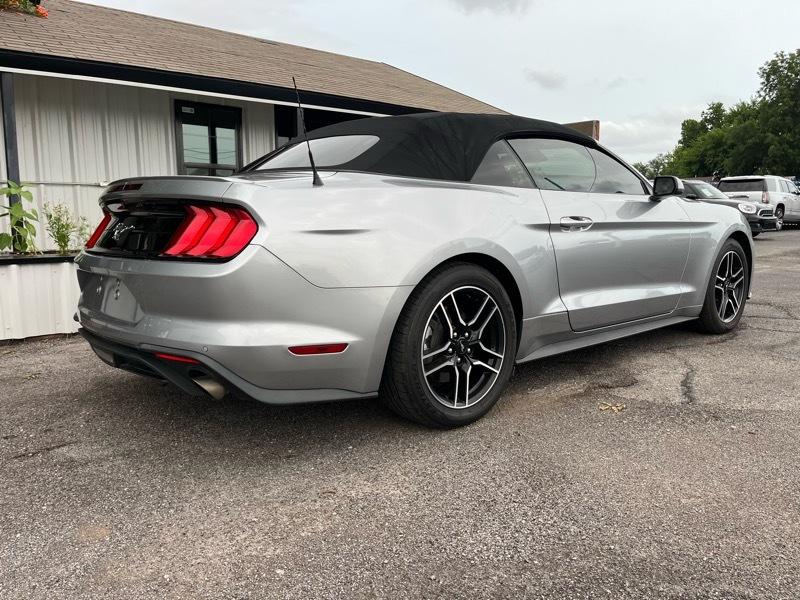 Ford Mustang EcoBoost Premium Convertible 2021