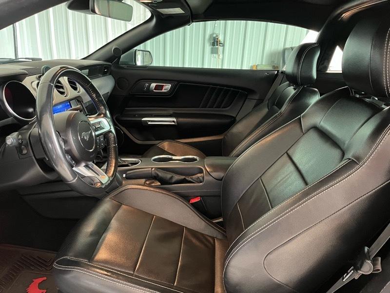 Ford Mustang EcoBoost Premium Convertible 2021